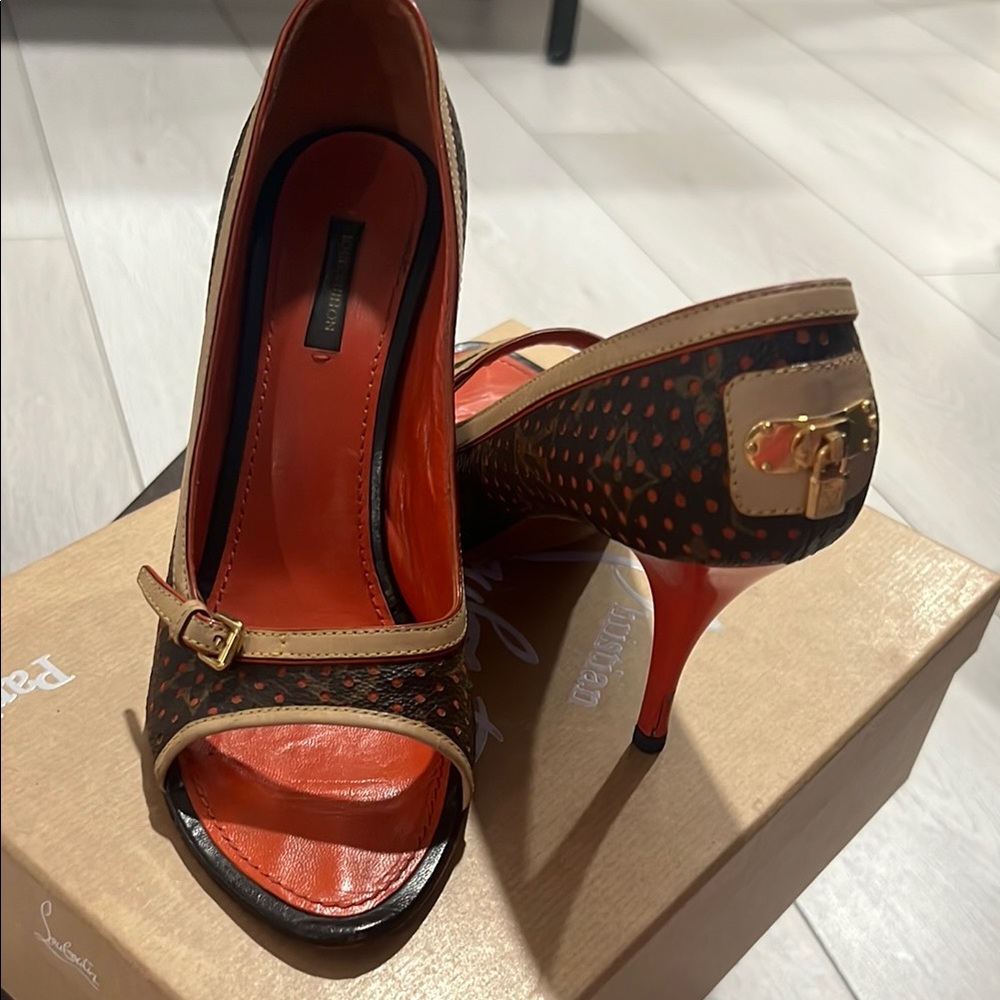 Louis Vuitton Brown and Orange Stiletto Heels with Metallic Accent